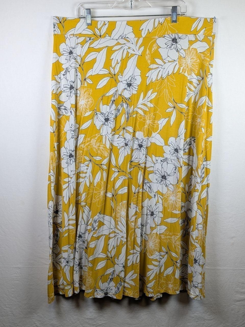 Westport Yellow Floral Maxi Skirt with White and Gray Bloom Print 2X Rayon